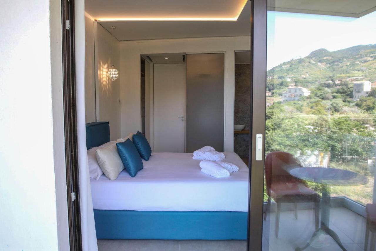 Sunset Hotel تْشيفالو المظهر الخارجي الصورة